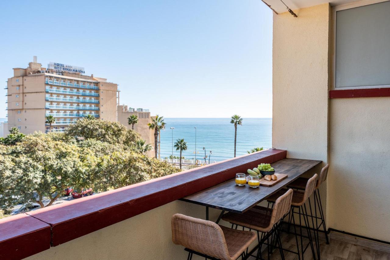 Appartamento Benalmadena Beachfront Retreat Big Balcony And City Sea Views Esterno foto